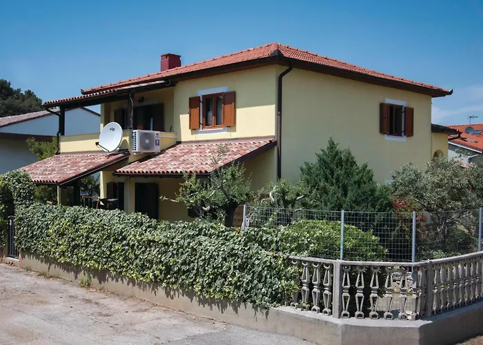 Будинок відпочинку Stunning In With Wifi Пула