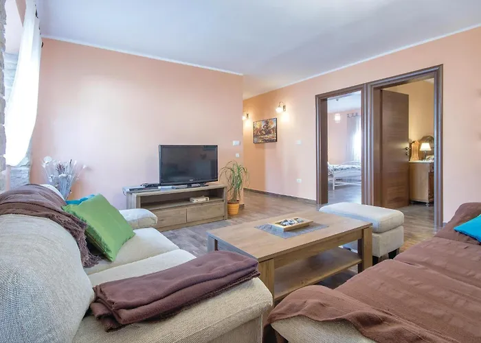 Дом отдыха Stunning In With Wifi Пула