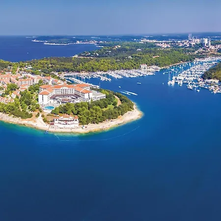 Stunning In With Wifi Hébergement de vacances Pula
